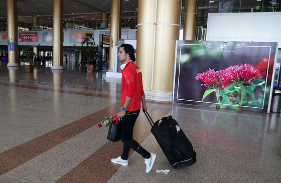 استقبال از تیم ملی فوتبال امید در فرودگاه شهید هاشمی نژاد مشهد