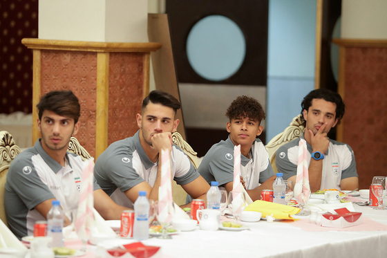 ضیافت شام هیات فوتبال خراسان رضوی برای اعضای تیم فوتبال امید ایران