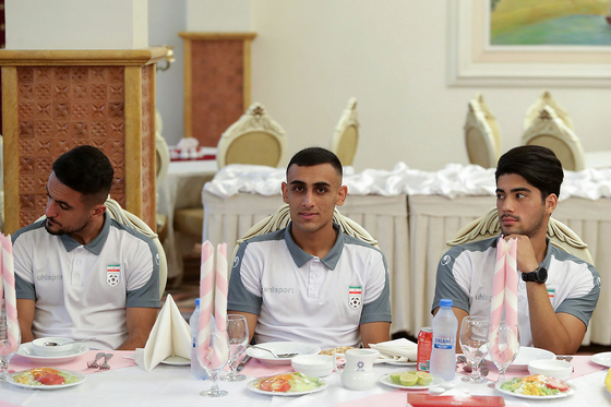 ضیافت شام هیات فوتبال خراسان رضوی برای اعضای تیم فوتبال امید ایران