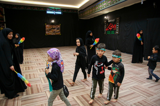 مراسم شیرخوارگان حسینی