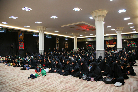 مراسم شیرخوارگان حسینی