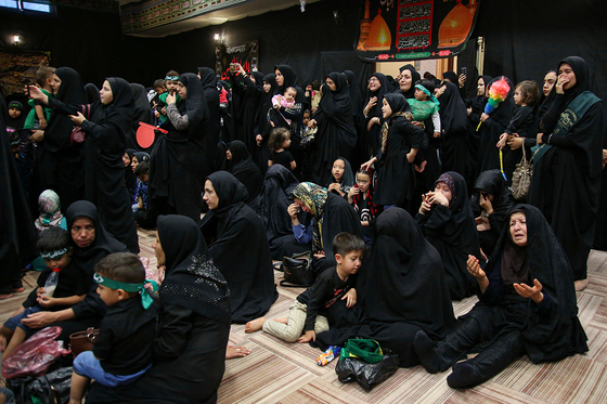 مراسم شیرخوارگان حسینی