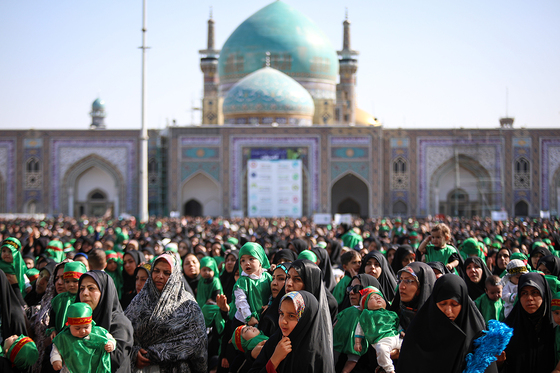 اجتماع عظیم شیرخوارگان حسینی در حرم مطهر امام رضا (ع)