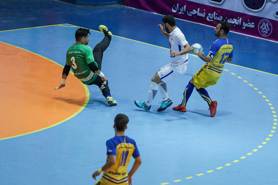 سالن ورزشی شهید بهشتی مشهد