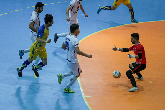 سالن ورزشی شهید بهشتی مشهد