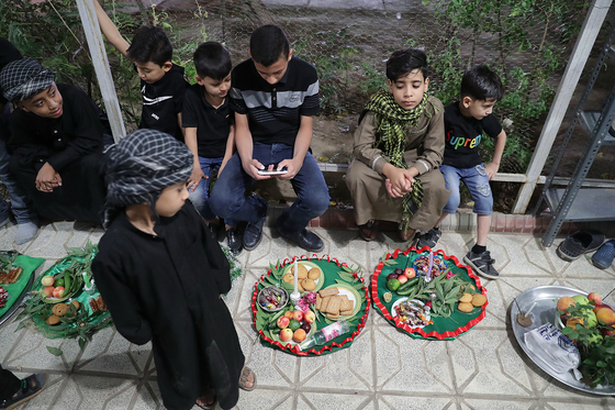  آیین سنتی شب هشت محرم در شهرک عرب ها