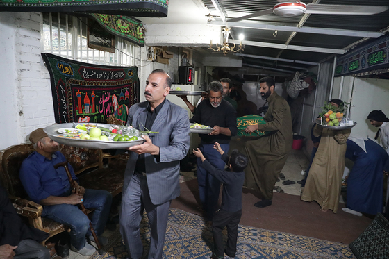  آیین سنتی شب هشت محرم در شهرک عرب ها