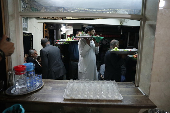  آیین سنتی شب هشت محرم در شهرک عرب ها