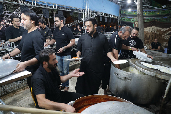  آیین سنتی شب هشت محرم در شهرک عرب ها