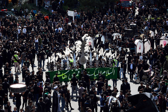 عزاداری روز تاسوعا در مشهد مقدس
