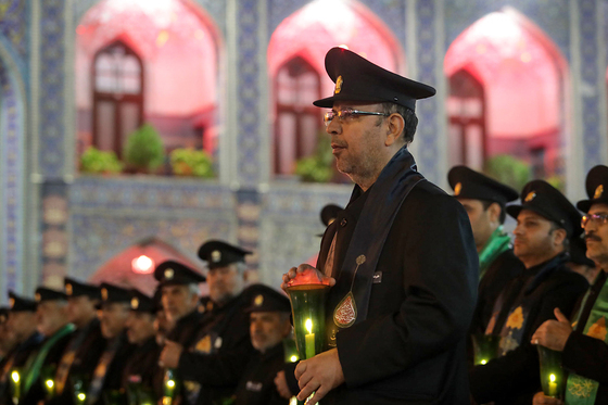 مراسم خطبه خوانی شب عاشورا در حرم مطهر رضوی