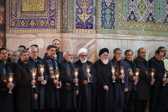 مراسم خطبه خوانی شب عاشورا در حرم مطهر رضوی