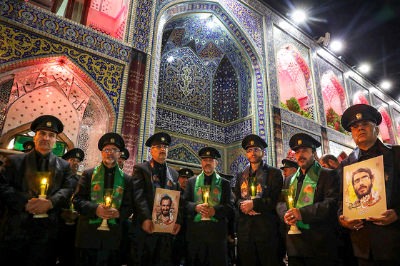 مراسم خطبه خوانی شب عاشورا در حرم مطهر رضوی