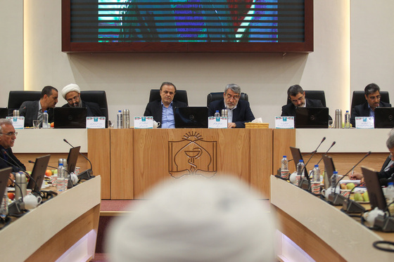 نشست ستاد اقتصاد مقاومتی خراسان رضوی با حضور وزیر کشور