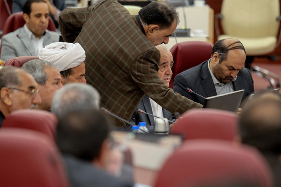 نشست ستاد اقتصاد مقاومتی خراسان رضوی با حضور وزیر کشور