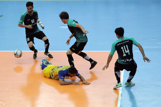 لیگ برتر فوتسال/مسابقه فرش آرا مشهد و اهورا بهبهان‎