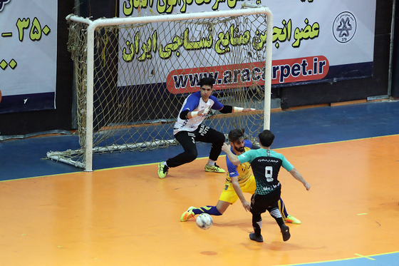 لیگ برتر فوتسال/مسابقه فرش آرا مشهد و اهورا بهبهان‎