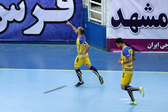 لیگ برتر فوتسال/مسابقه فرش آرا مشهد و اهورا بهبهان‎