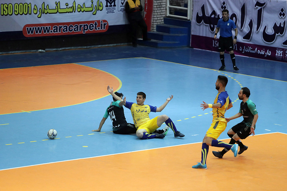 لیگ برتر فوتسال/مسابقه فرش آرا مشهد و اهورا بهبهان‎