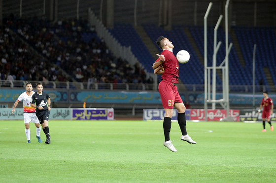 لیگ برتر فوتبال/مسابقه شهرخودرو مشهد و فولاد اهواز‎