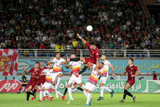 لیگ برتر فوتبال/مسابقه شهرخودرو مشهد و فولاد خوزستان