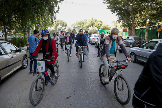 همایش بزرگ دوچرخه سواری به مناسبت «روز جهانی بدون خودرو»