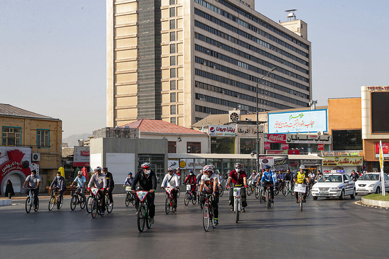 همایش بزرگ دوچرخه سواری به مناسبت «روز جهانی بدون خودرو»