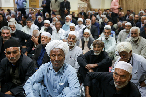 نهمین همایش ملی تجلیل از سالمندان زیرپوشش کمیته امداد