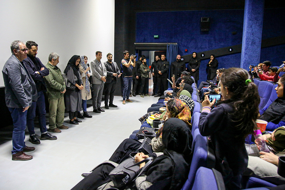  اکران مردمی فیلم سینمایی «سال دوم دانشکده من» در سینما‌های مشهد