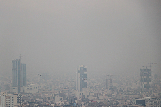 آسمان خاکستری مشهد