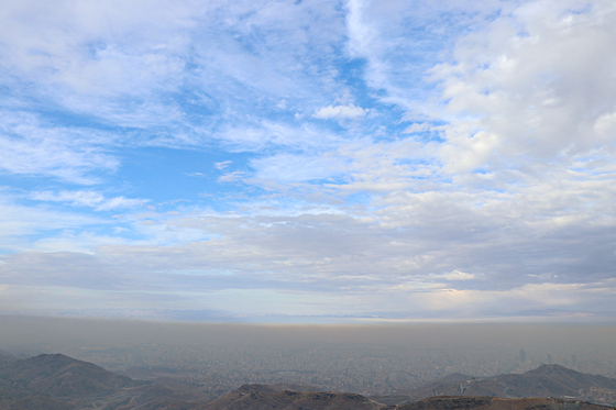 آسمان خاکستری مشهد