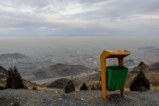 آسمان خاکستری مشهد