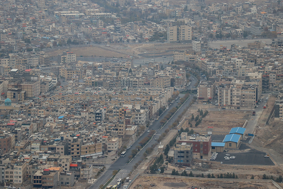 آسمان خاکستری مشهد