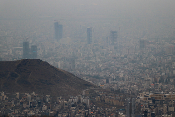 آسمان خاکستری مشهد