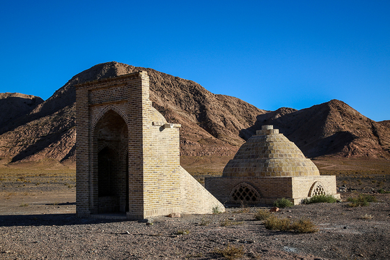 جاذبه‌های گردشگری بجستان