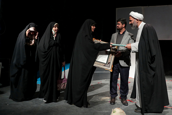 مراسم اختتامیه بیست و نهمین جشنواره تئاتر استانی رضوان‎