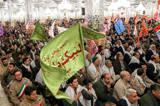  همایش 8000 نفری بسیجیان مدافع حرم مطهر رضوی