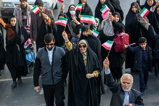 همایش پیاده‌روی خانوادگی به مناسبت هفته بسیج