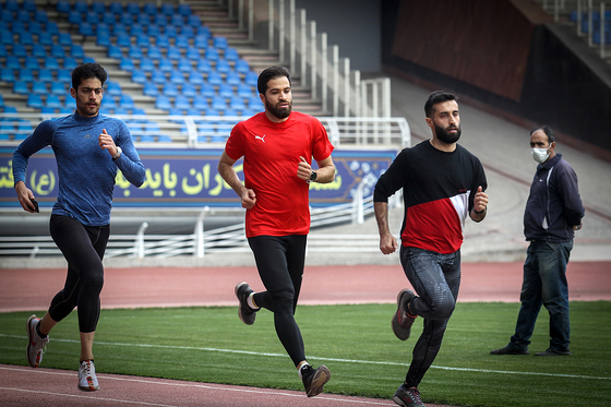 تمرینات سریعترین مرد ایران در مشهد