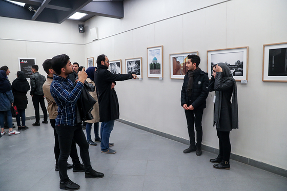 نمایشگاه گروهی عکس درنگ