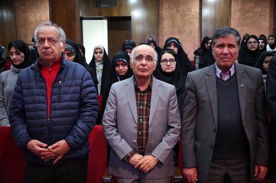 نشست صمیمی با هوشنگ مرادی کرمانی