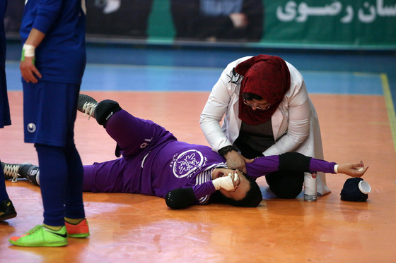 مسابقه فوتسال بانوان هیات فوتبال خراسان رضوی و پویندگان شیراز