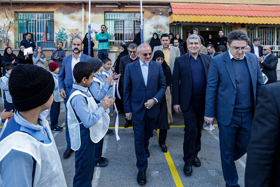 مراسم صبحگاه آموزشگاه باقریه با حضور وزیر آموزش و پرورش