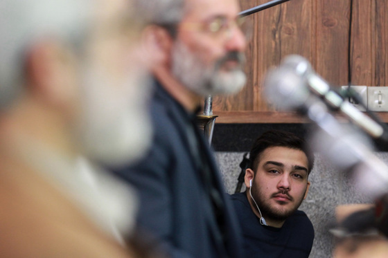 مناظره ناصرآملی و عباس سلیمی نمین