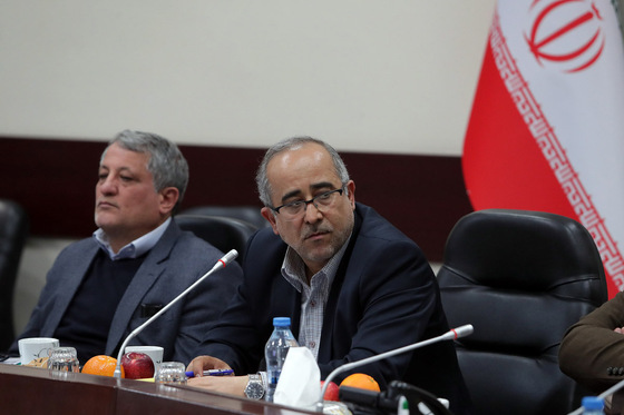 نشست هم‌اندیشی جمعی از روسای شورا‌ها و شهرداران کلانشهرهای کشور 