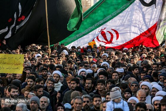 راهپیمایی مردم مشهد در محکومیت ترور سردار شهید حاج قاسم سلیمانی 2