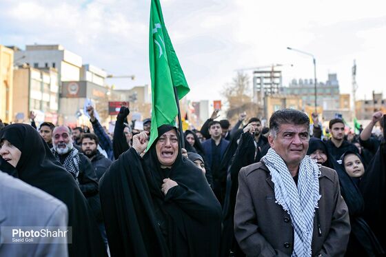 راهپیمایی مردم مشهد در محکومیت ترور سردار شهید حاج قاسم سلیمانی 2