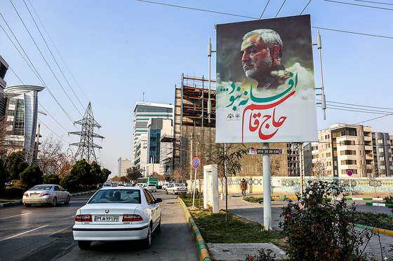 فضاسازی شهرداری مشهد همزمان با شهادت «سپهبد حاج قاسم سلیمانی»