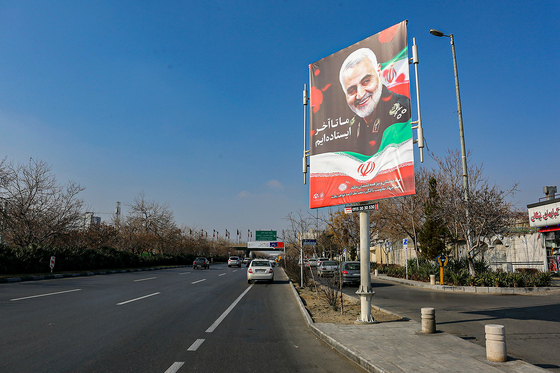 فضاسازی شهرداری مشهد همزمان با شهادت «سپهبد حاج قاسم سلیمانی»