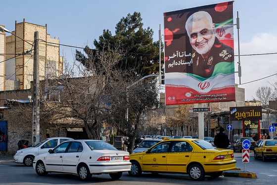 فضاسازی شهرداری مشهد همزمان با شهادت «سپهبد حاج قاسم سلیمانی»